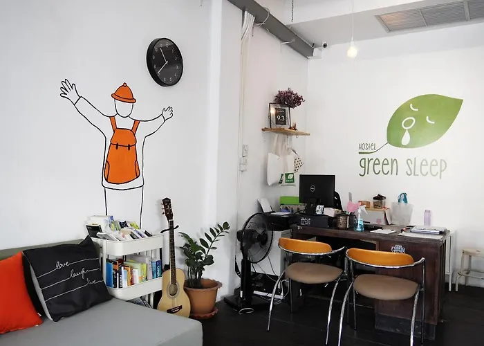 Green Sleep Hostel