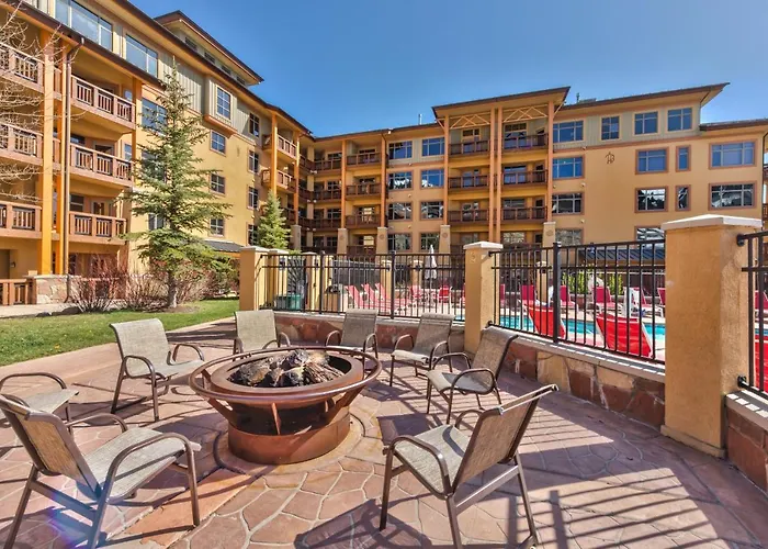 Superior Ski In Ski Out, Top Floor Penthouse, Pool, Hot Tubs Conde Nast Forbes Award Winner B508