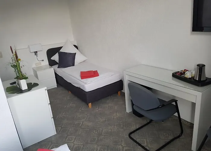 3-Sterne-Hotel: Pension Am Stadtrand