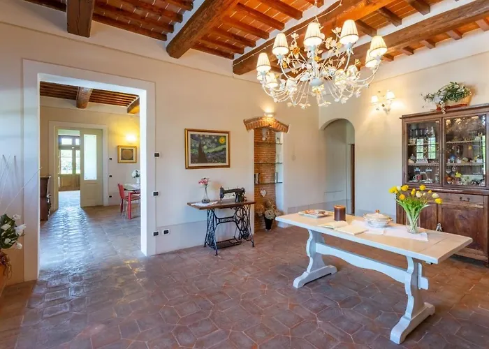 Villa Rossa Large Private Pool Wifi