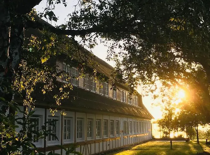 Hof Norderlueck - Das Ostseehotel Unter Reet