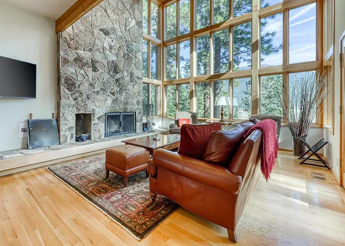 Black Butte Ranch: Hilltop Getaway