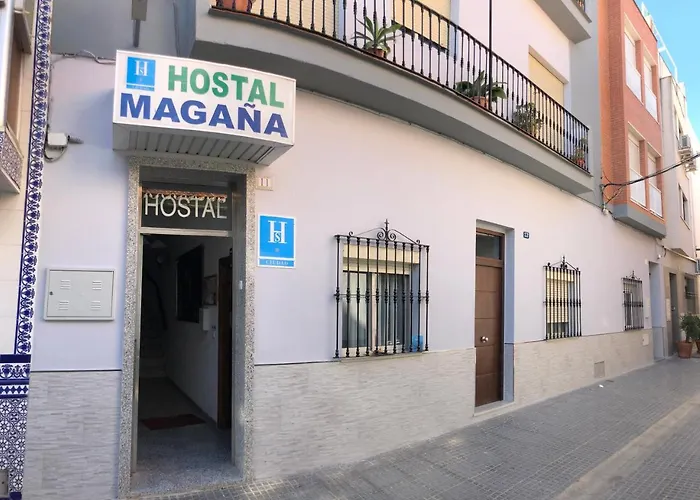 Hotel cerca del colegio: Hostal Magana