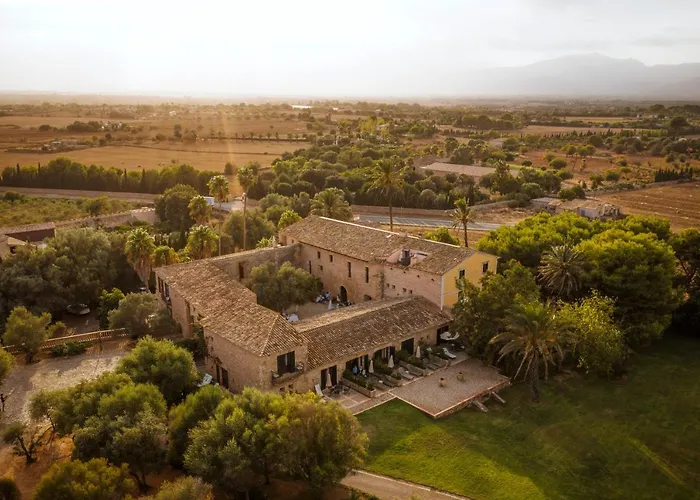 Hotel con piscina: Casal Santa Eulalia