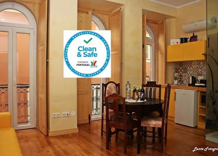 Sao Jorge Apartments & Suites